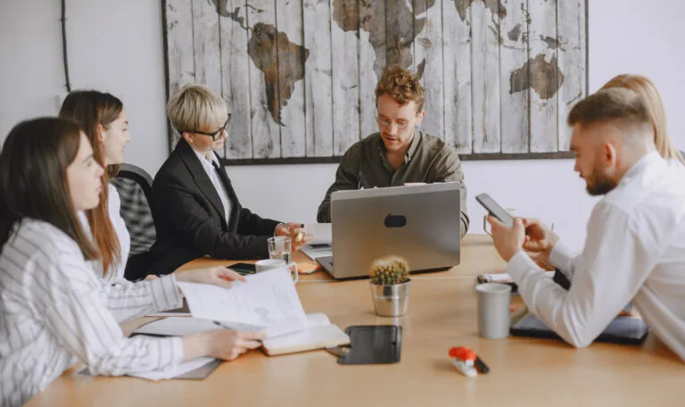 international business, global collaboration, multinational team, cross-border cooperation, HR conference